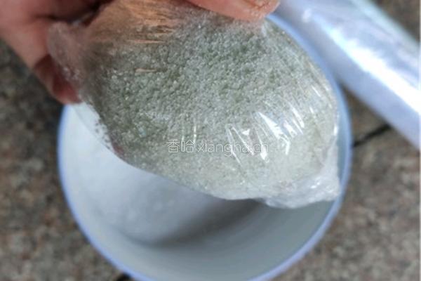 自制流油咸鸭蛋的做法图解5