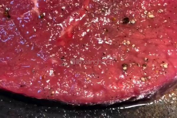 牛排意面的做法图解1