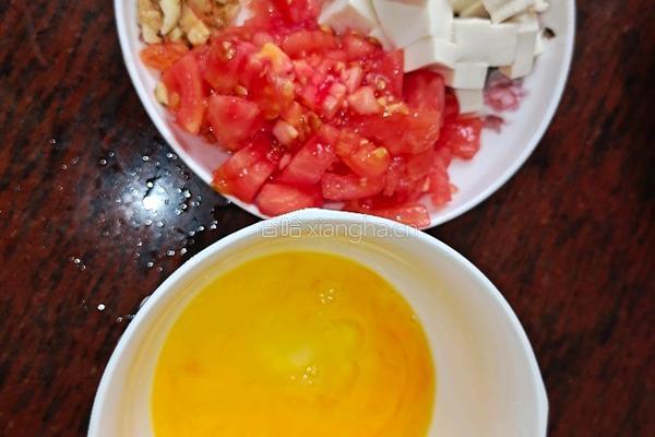 西红柿豆腐鸡蛋汤的做法图解3
