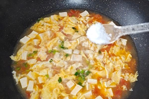 西红柿豆腐鸡蛋汤的做法图解14