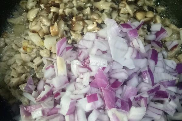 香菇猪肉杂酱的做法图解11