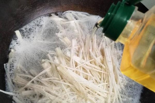 拌金针菇的做法图解4