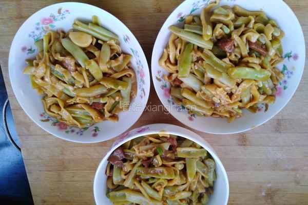 红烧肉豆角闷面的做法图解8