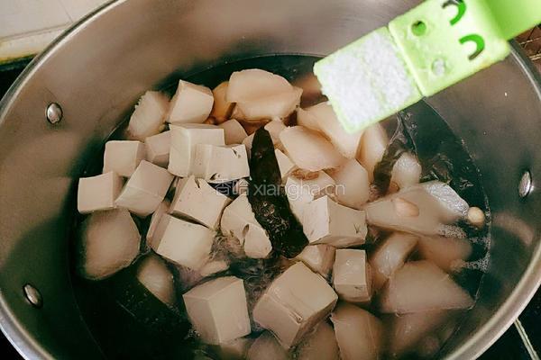 海带豆腐白萝卜肉丸汤的做法图解15