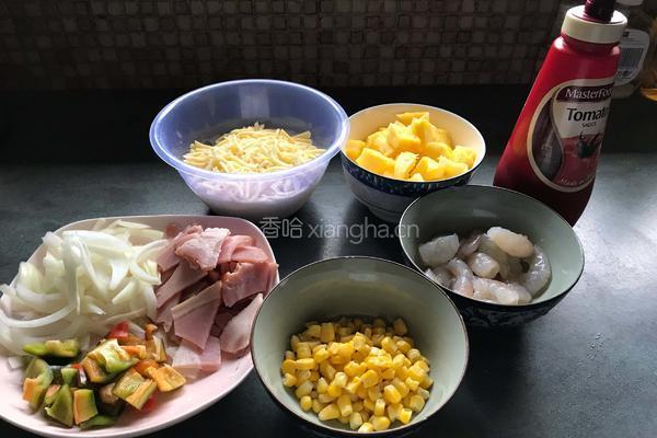 虾仁培根菠萝披萨的做法图解1