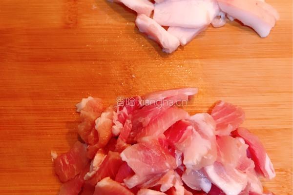 青椒肉片的做法图解1