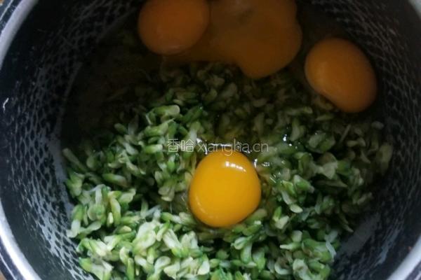 清甜槐花饼的做法图解4