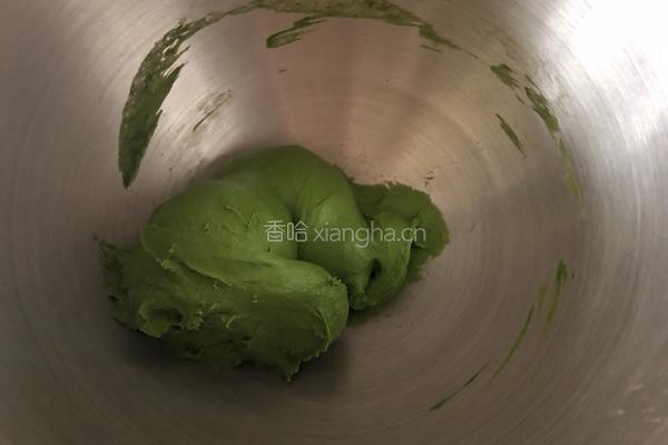 抹茶咸蛋黄肉松面包的做法图解2