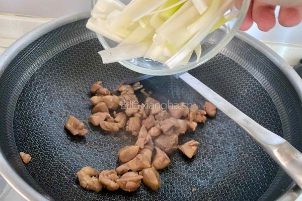 葱爆鸡腿肉的做法图解4
