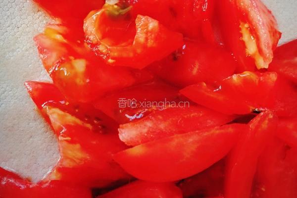 西红柿牛肉的做法图解1