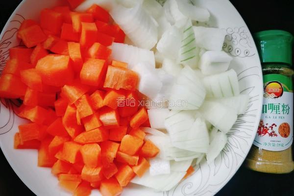咖喱牛肉炒饭的做法图解2