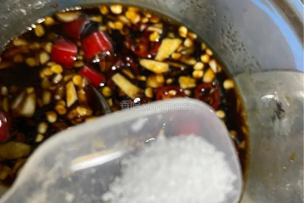 酸辣拌藕片的做法图解3