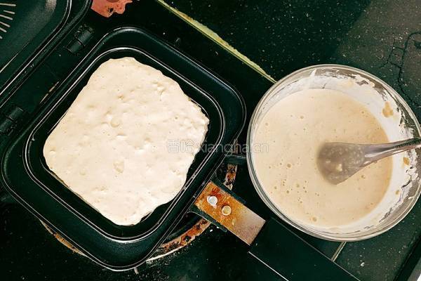 燕麦片奶香煎饼的做法图解6