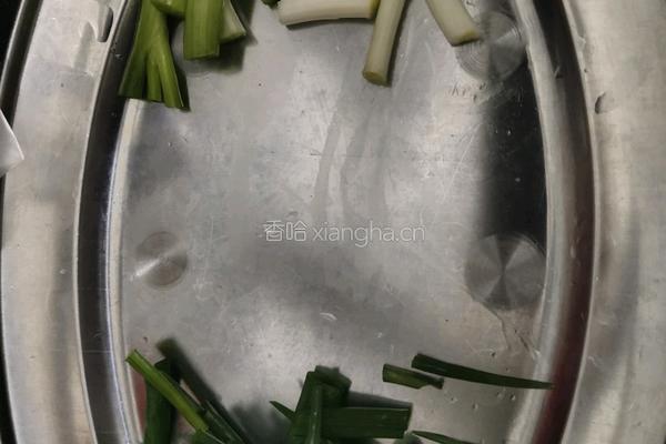 洋葱炒猪肉的做法图解3