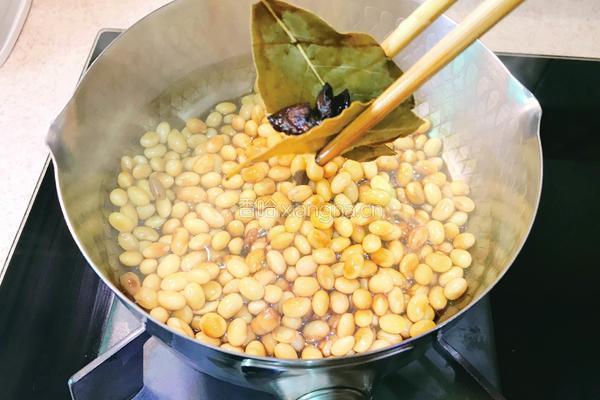 五香麻辣黄豆的做法图解6