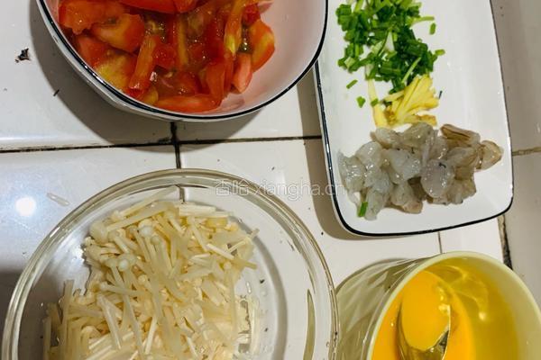 鲜虾素菜汤的做法图解1