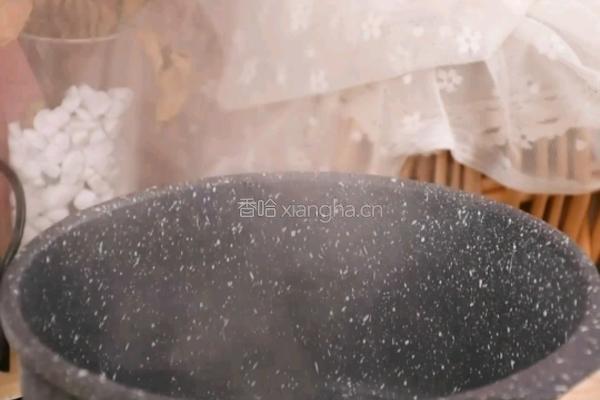 比珍珠好吃百倍的草莓阿达籽超详细教程的做法图解1