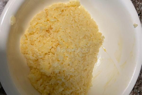 黄金炒饭（绝不粘锅粒粒分明）--零失败的做法图解3