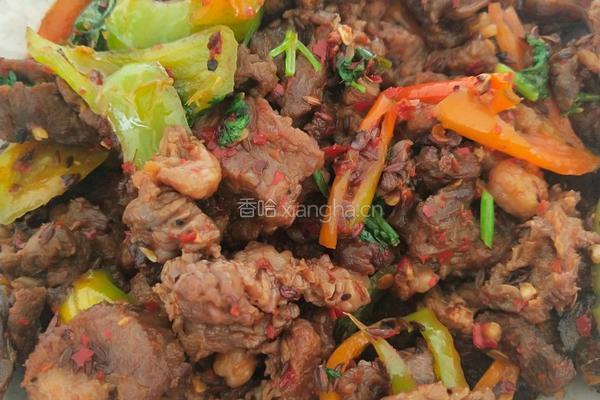 孜然羊肉的做法图解3