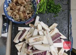 家常肉沫茄子的做法图解3
