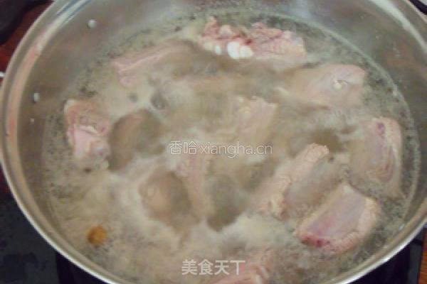 红烧排骨的做法图解1