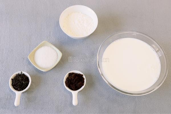 奶茶控看过来！家庭版焦糖奶茶，学会再不买着喝~的做法图解1