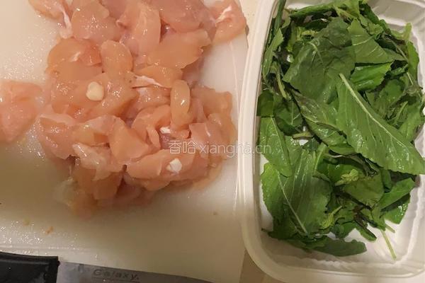 泰式甲抛叶炒鸡肉的做法图解1