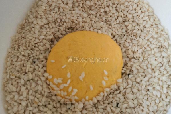南瓜芝麻饼的做法图解5