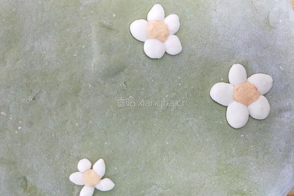 自制蔬菜汁花卷的做法图解7