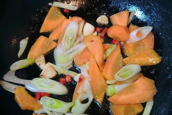 辣椒炒鸡腿肉的做法图解10