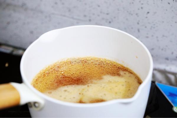 茶冻撞珍珠奶茶的做法图解4