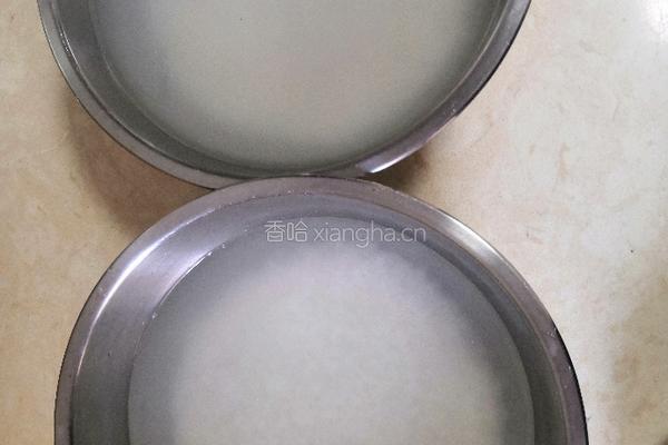 电饭锅糯米排骨饭的做法图解1