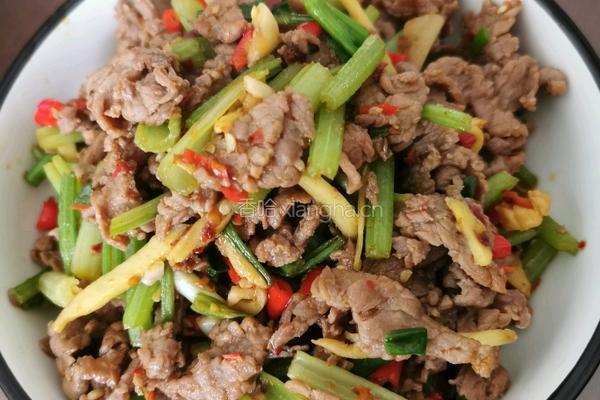 牛肉炒芹菜的做法图解9