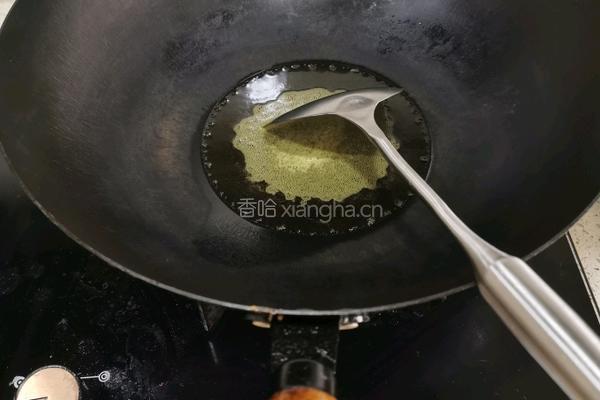 牛肉炒芹菜的做法图解3