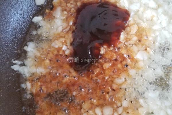 蒜蓉粉丝河蚌的做法图解8