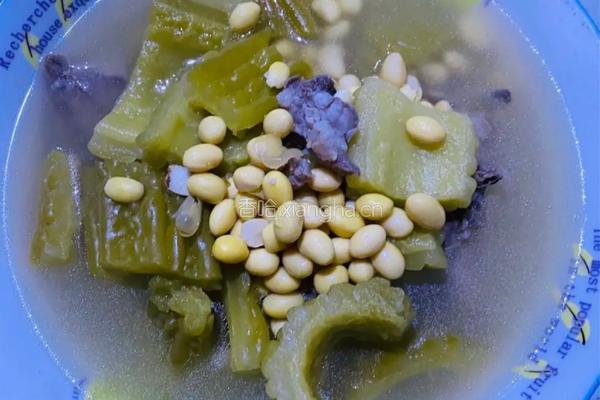 苦瓜黄豆排骨煲的做法图解7