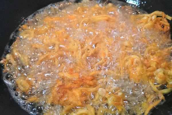 油炸金针菇的做法图解6