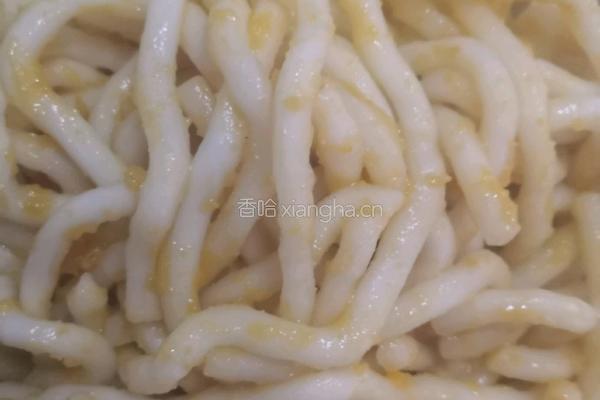 咸蛋黄椒盐虾面的做法图解5