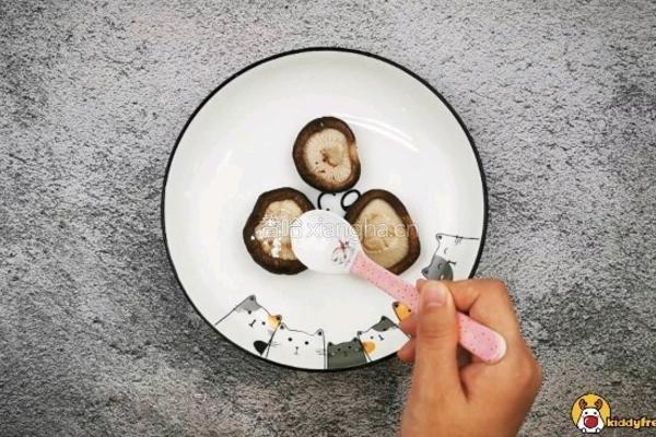 鳕鱼香菇酿肉的做法图解8