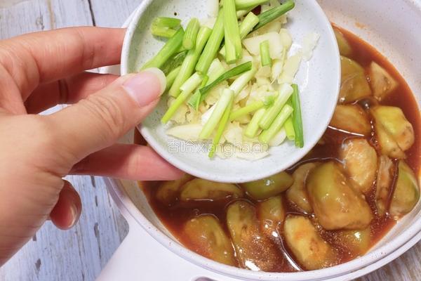 糖醋茄子的做法图解5
