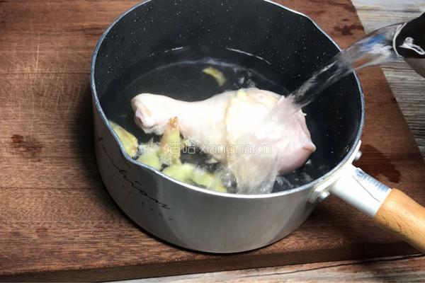 鸡丝凉面的做法图解1
