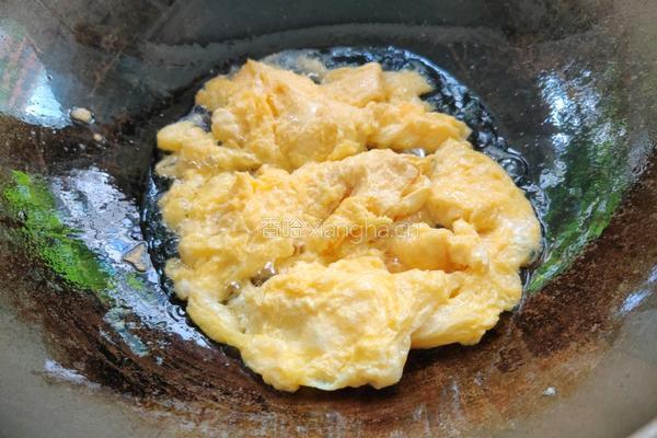 番茄炒饭的做法图解3