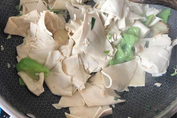 尖椒干豆腐的做法图解6