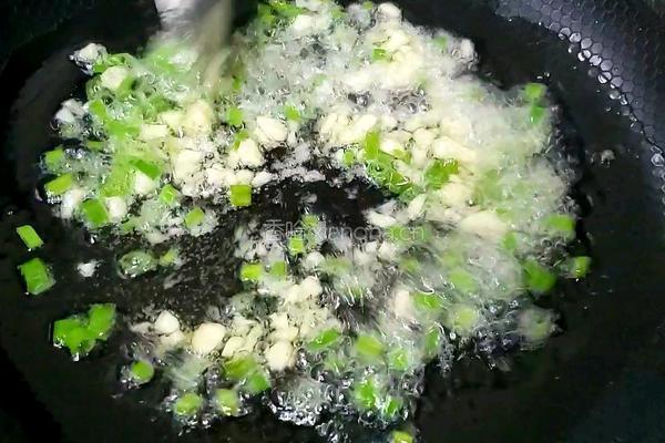 家常美味炒茄子的做法图解2