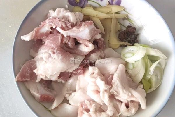猪肉烧豆角的做法图解3