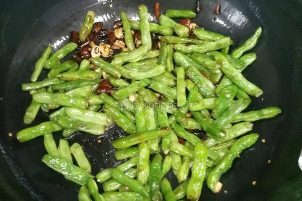 考研日记之干煸四季豆的做法图解4