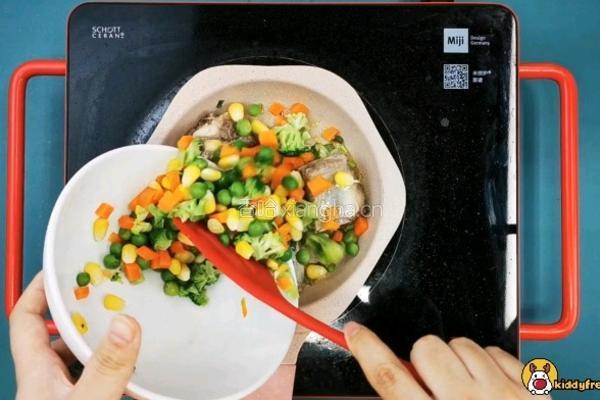 排骨鲜蔬盖饭的做法图解7