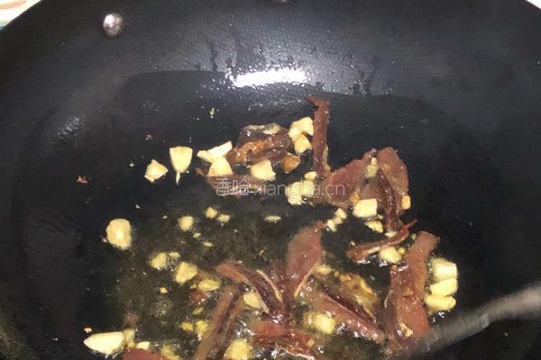 干笋炒腊肉的做法图解5