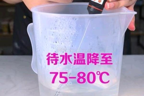 茶饮备料5 五窨茉莉绿茶的做法图解1