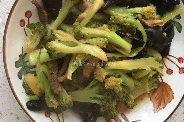 西蓝花小炒肉丝的做法图解11